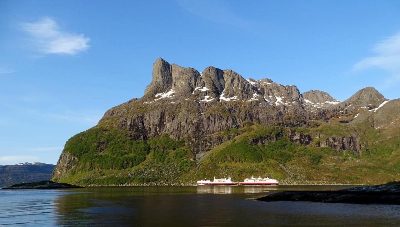 Bremanger Fjord Hotell Svelgen Exterior photo